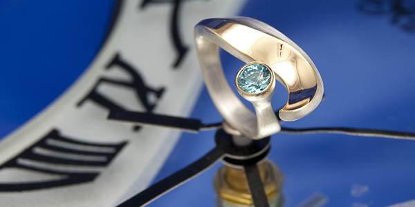 Silberring mit Aquamarin im zeitlos elegantem Design